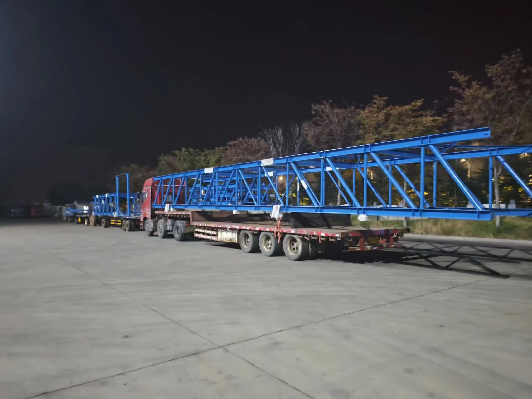 钢桁架产品图片