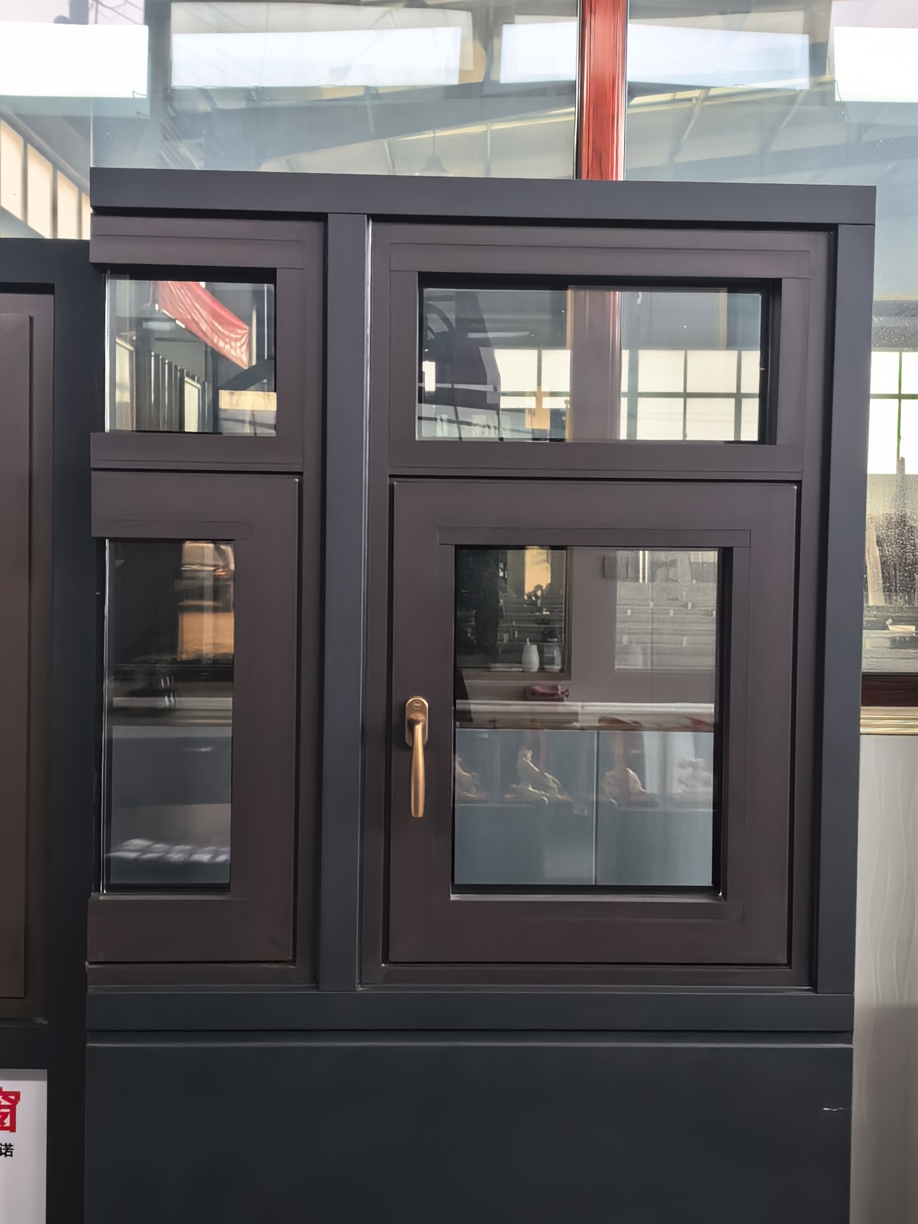 德正门窗平开铝合金窗（隔热型材）