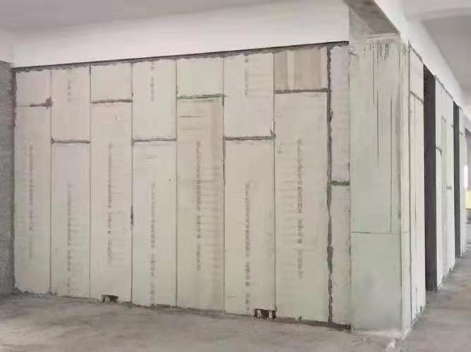 鲁盈建材轻质隔墙条板