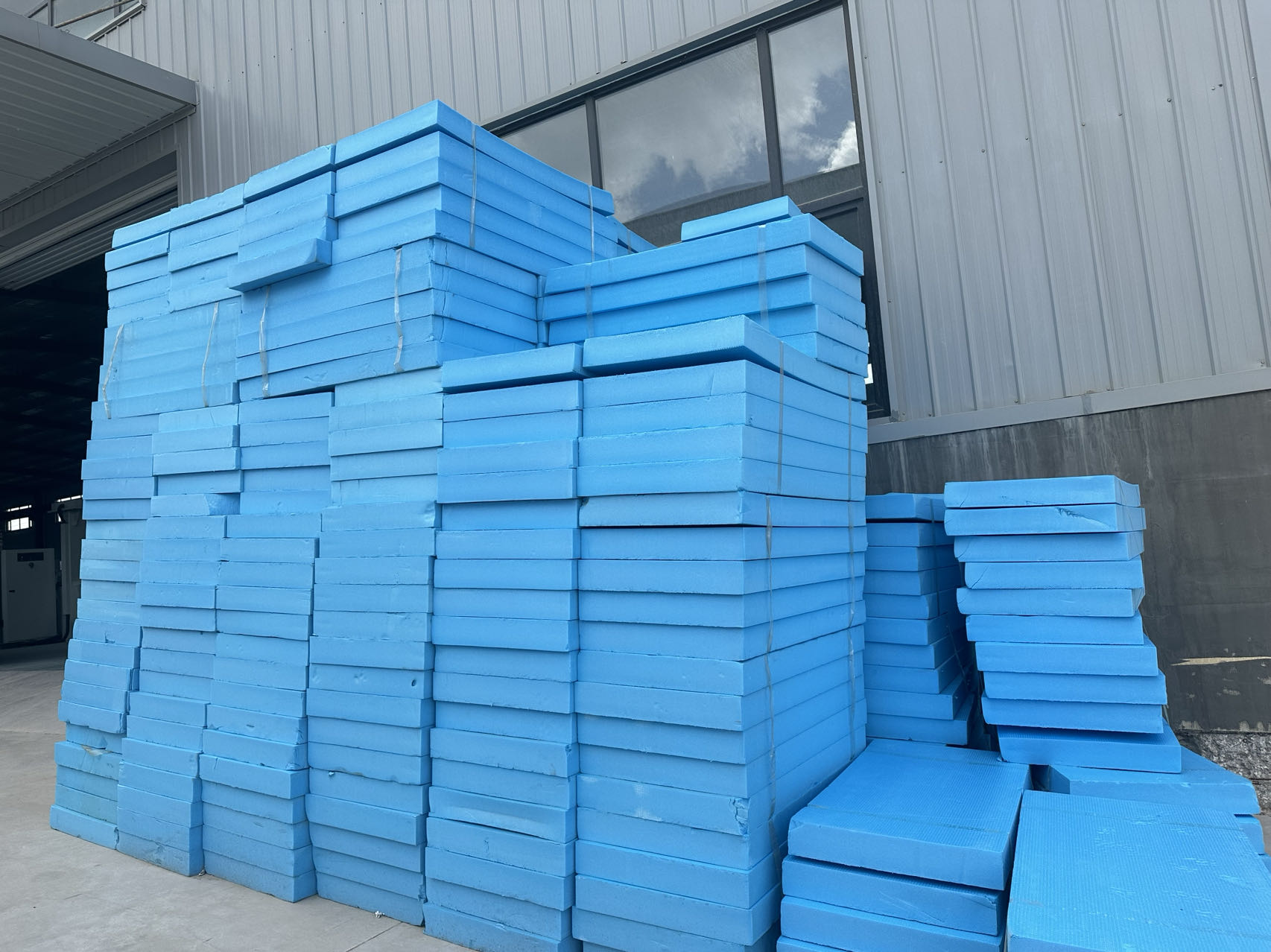 宁夏圣特保温材料有限公司绝热用挤塑聚苯乙烯泡沫塑料（XPS）产品图